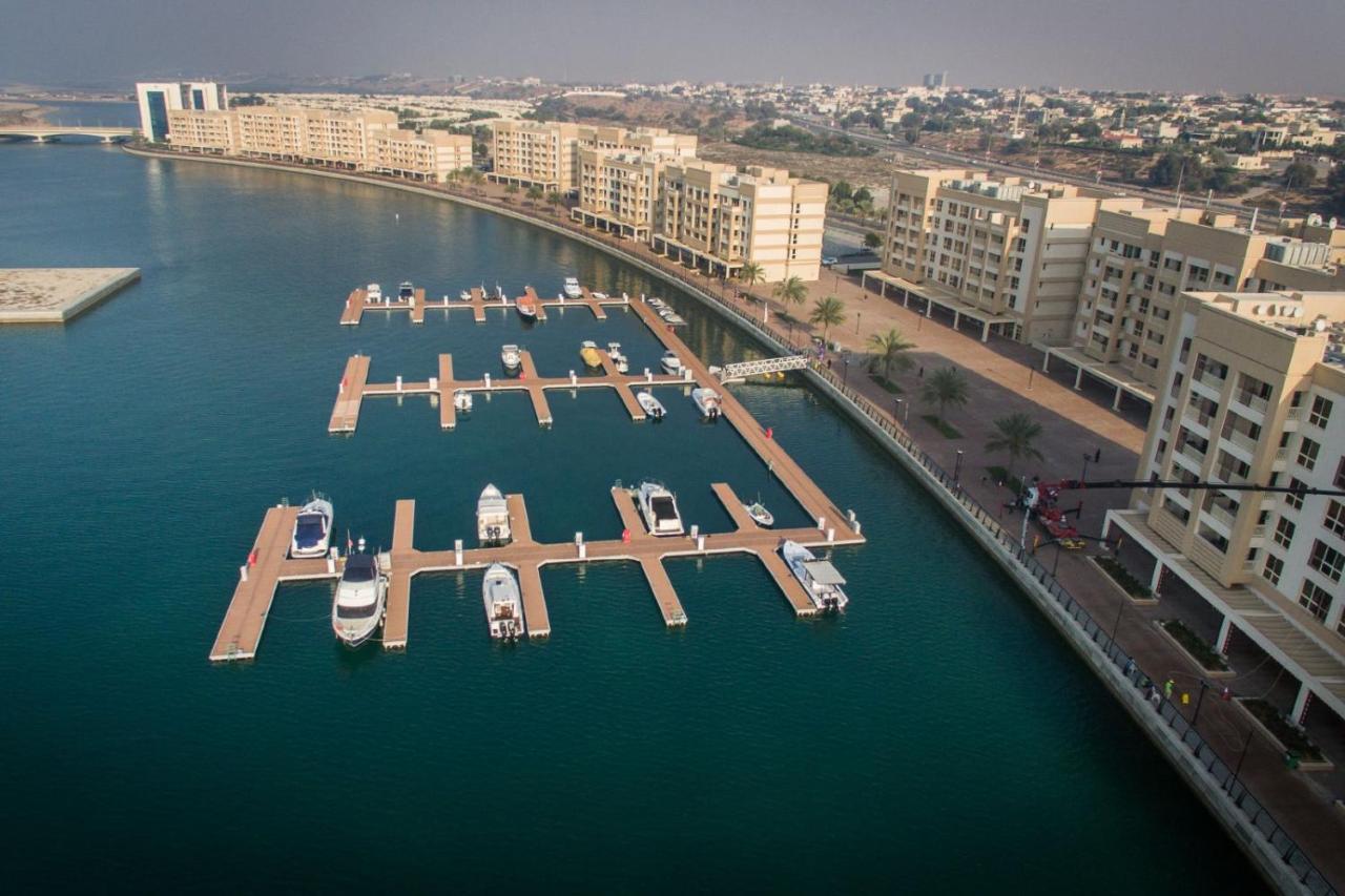 Live Here, Enjoy Waters Of Arabian Gulf ラアス・アル・ハイマ エクステリア 写真